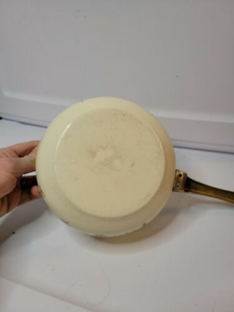 Vintage Retro 6 in Enamelware Cooking Pot W/ Gold Handle Floral - Picture 6 of 14